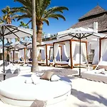 Iron House - Penthouse With Bathtub In Golden Mile & Bridge * Marbella