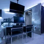 Iron House - Penthouse With Bathtub In Golden Mile & Bridge Marbella