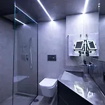 Iron House - Penthouse With Bathtub In Golden Mile & Bridge Apartment Marbella