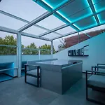 Iron House - Penthouse With Bathtub In Golden Mile & Bridge Apartment Marbella