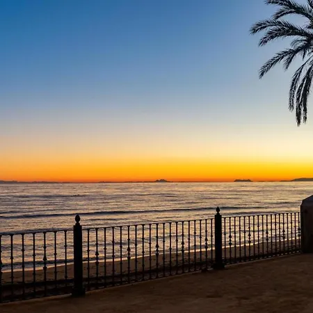 Iron House - Penthouse With Bathtub In Golden Mile & Bridge Apartment Marbella