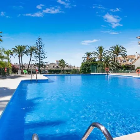 Apartment Iron House - Penthouse With Bathtub In Golden Mile & Bridge