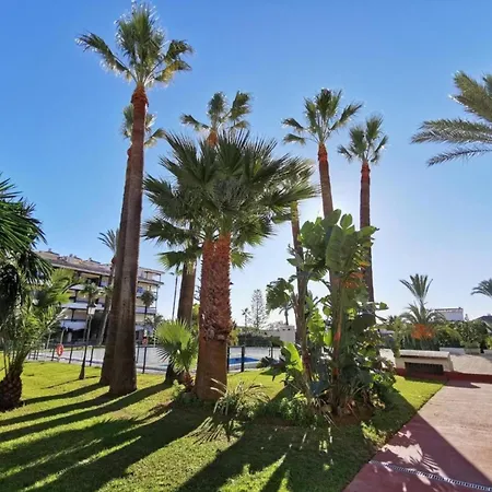 Iron House - Penthouse With Bathtub In Golden Mile & Bridge