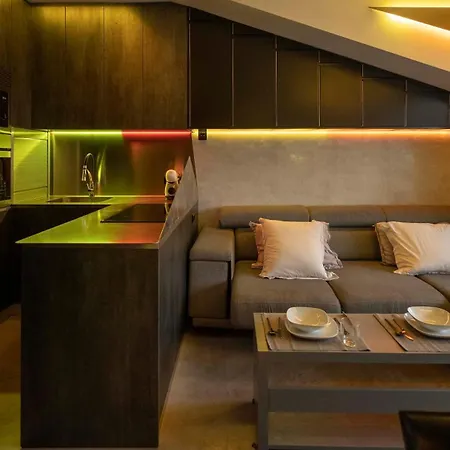 Iron House - Penthouse With Bathtub In Golden Mile & Bridge *