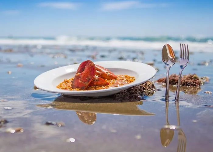 Iron House - Penthouse With Bathtub In Golden Mile & Bridge شقة *