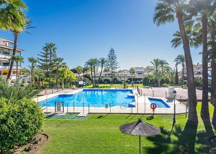 Iron House - Penthouse With Bathtub In Golden Mile & Bridge شقة *