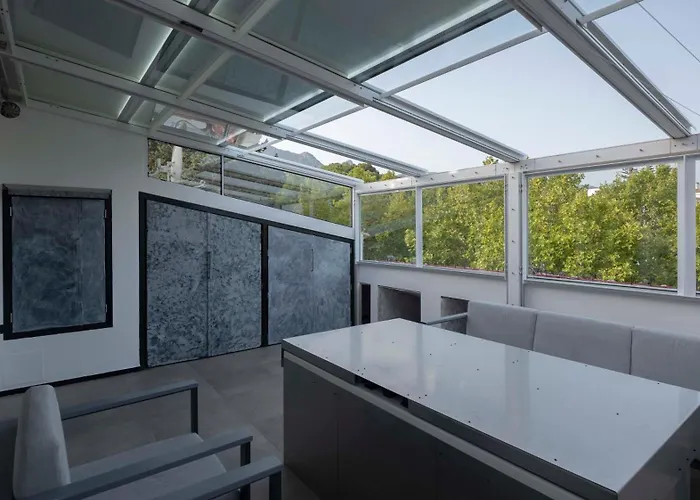 شقة Iron House - Penthouse With Bathtub In Golden Mile & Bridge ماربيا