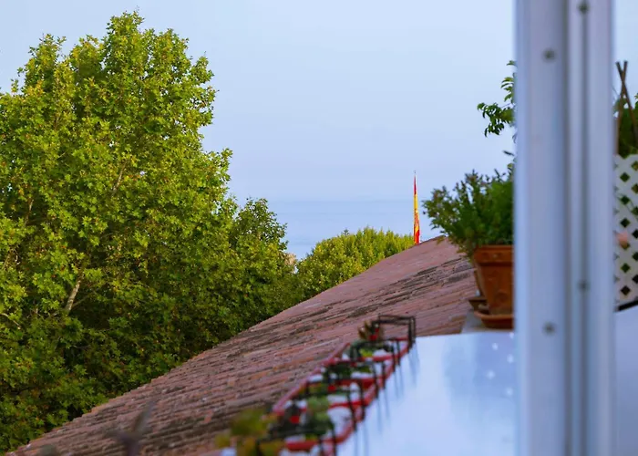 아파트 Iron House - Penthouse With Bathtub In Golden Mile & Bridge *