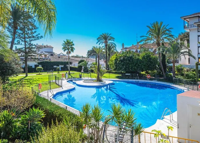 Iron House - Penthouse With Bathtub In Golden Mile & Bridge Marbella