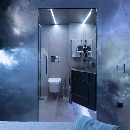 Iron House - Penthouse With Bathtub In Golden Mile & Bridge * Marbella